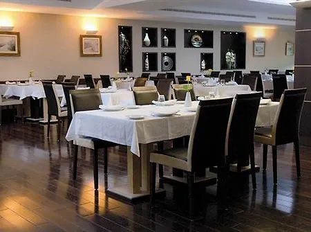 Lux Hotel 4*