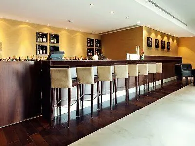 Lux Hotel 4*