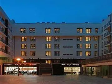 Lux Hotel