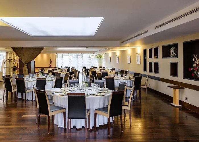 Lux Hotel 4*
